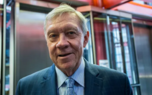 Peter Huizenga Net Worth: Waste Management Pioneer's Legacy
