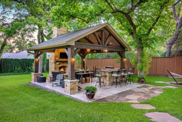 How to Choose the Best Patio Cover for Your Home